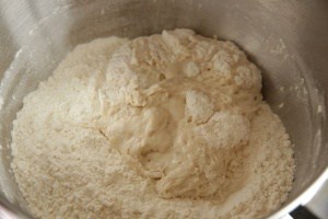 Dampfl in flour mixture