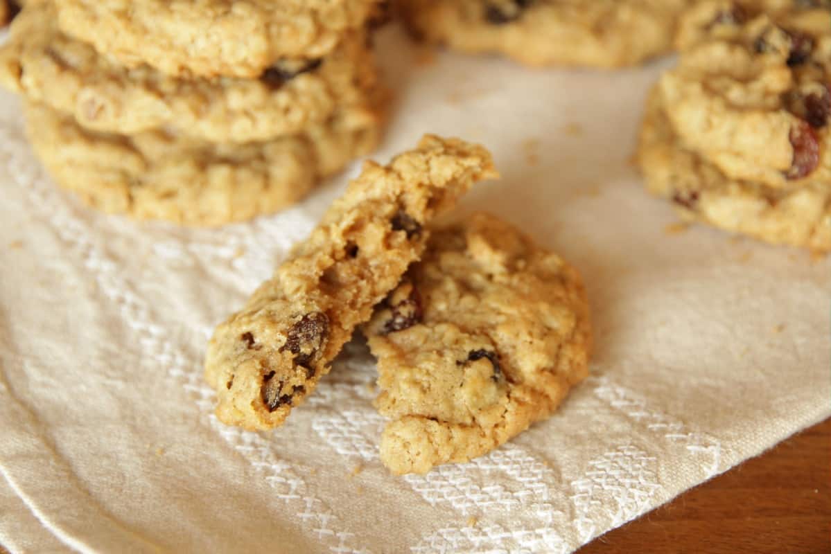 Soft & Chewy Oatmeal Cookies from Living on Cookies