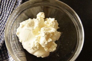 Cream cheese sans liquid