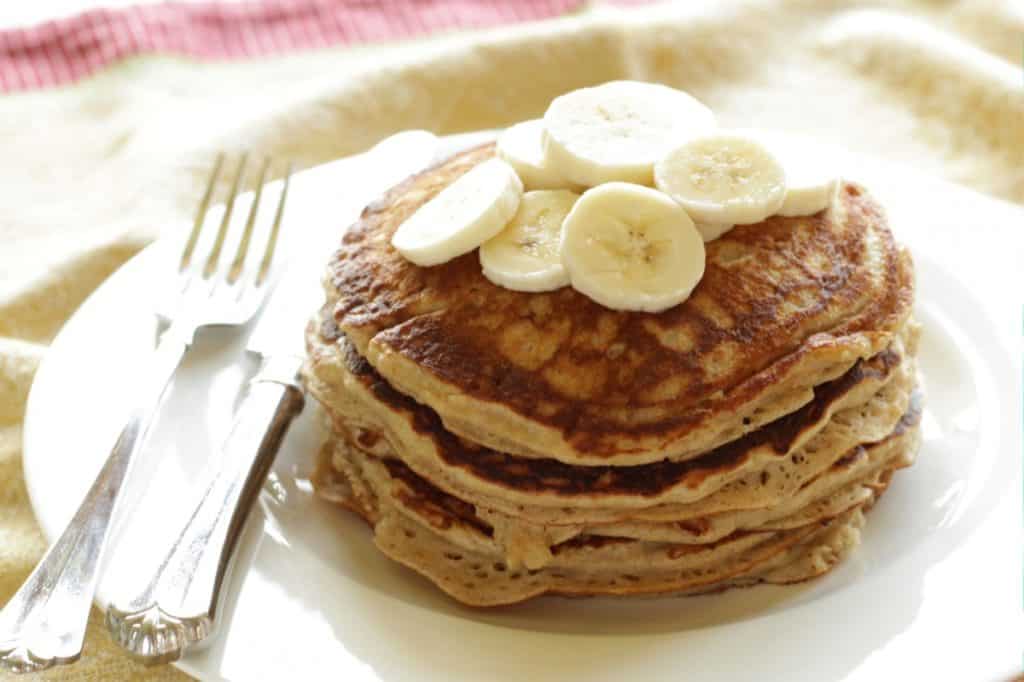 Banana Pancakes ~ Living on Cookies