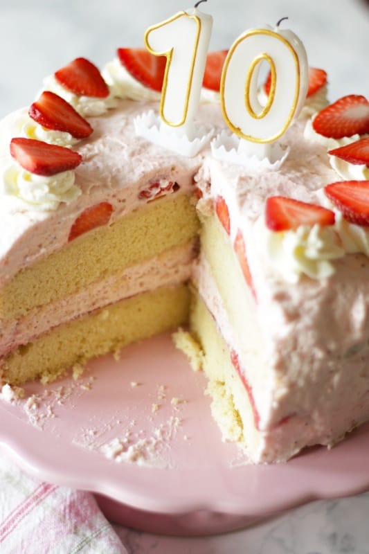 Strawberry Rose Cake ~ Living on Cookies