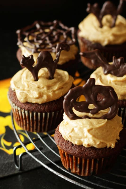 Chocolate Halloween Cupcakes with Peanut Butter Frosting - Living on ...