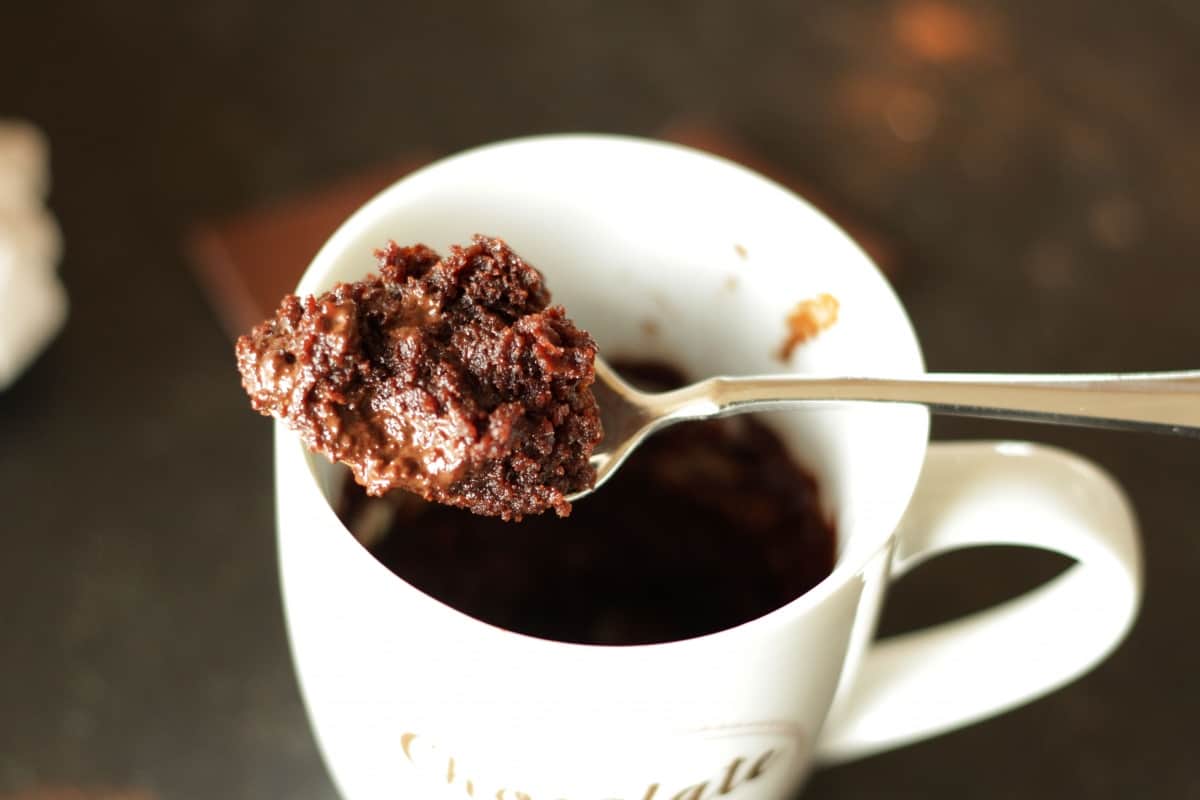 Chocolate Lava Mug Cake ~ Living on Cookies